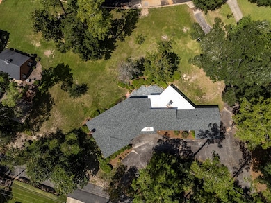 410 Pinecrest Dr, Albany, GA 31707 - photo 3