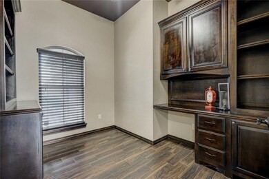 901 Samantha Ln, Moore, OK 73160 - photo 5