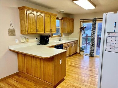 507 Hillcrest Ct, Lansing, KS 66043 - photo 3