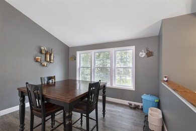 23 W Chamberlain Rd, MerriMacK, NH 03054 - photo 6