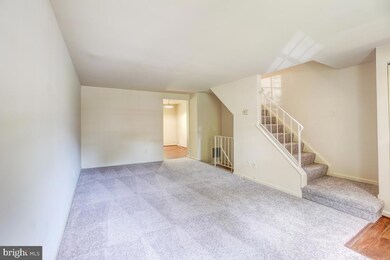 20513 Strath Haven Dr, Montgomery Village, MD 20886 - photo 7