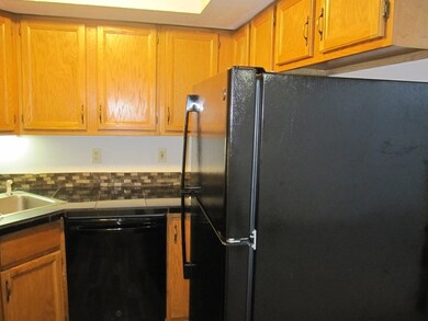 130 Beach St unit 202, Quincy, MA 02170 - photo 3