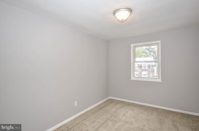 835 Berkshire Dr, Hyattsville, MD 20783 - photo 7