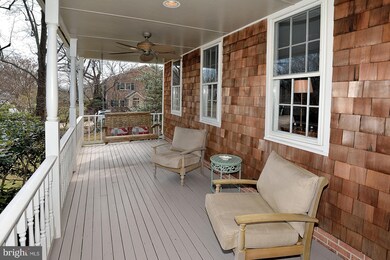 1917 Windmill Ln, Alexandria, VA 22307 - photo 7