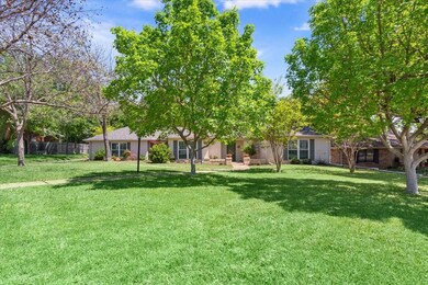 View of front yard