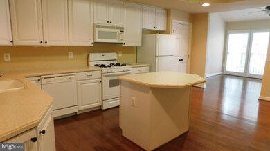 321 Hamlet Cir, Edgewater, MD 21037 - photo 7