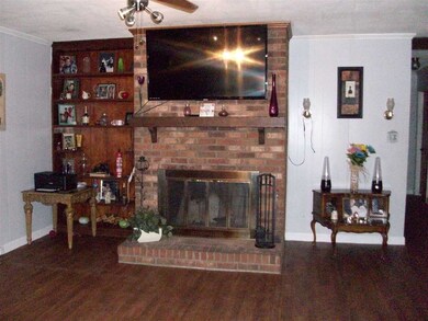 202 Rodgers St, Gaffney, SC 29341 - photo 3