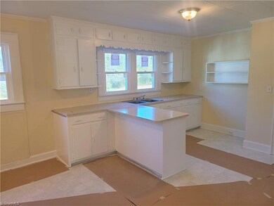 728 Morgan Ave, Asheboro, NC 27205 - photo 5