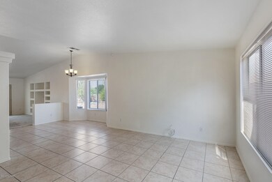 Breakfast and Dining Area/Living Room