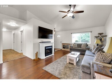 35 Almond Way, Creswell, OR 97426 - photo 5