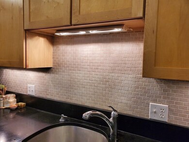 429 Norfolk St unit 13, Somerville, MA 02143 - photo 5