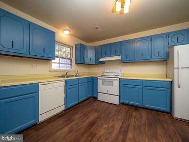 703 Catalpa Ct, Culpeper, VA 22701 - photo 6