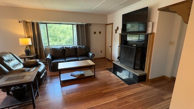 135 E Mountain Rd unit 1E6, Killington, VT 05751 - photo 5