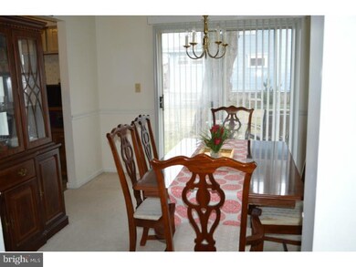 634 Maple Ave, Aldan, PA 19018 - photo 4