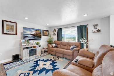 2869 S 2700 W, West Haven, UT 84401 - photo 6