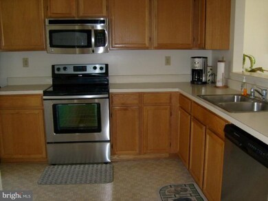 118 Lynnhaven Ct, Colonial Beach, VA 22443 - photo 5