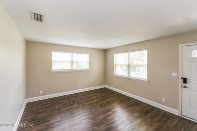 2141 Figaro Ln, Jacksonville, FL 32210 - photo 5