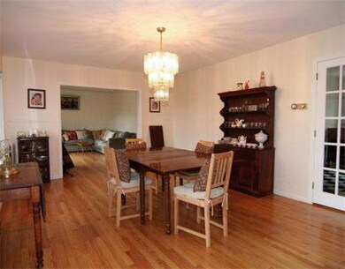 91 Farm St, Wakefield, MA 01880 - photo 6