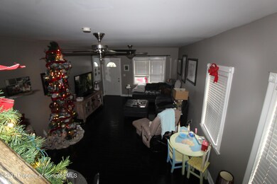 1613-1615 Dorothy St, Scranton, PA 18504 - photo 2