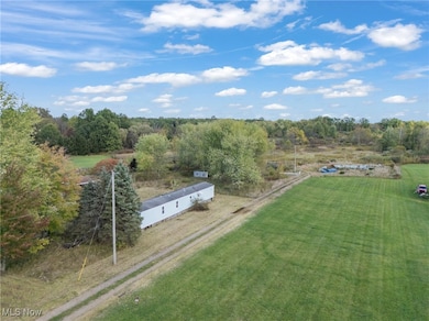 9250 Bryant Rd, Windham, OH 44288 - photo 4