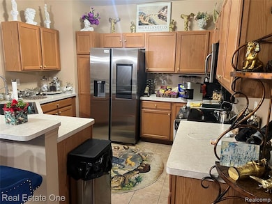 43216 Pendleton Cir unit 63, Sterling Heights, MI 48313 - photo 7