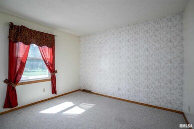 712 Franklin Ave, Davenport, IA 52806 - photo 6