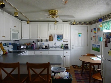 19 Weeks Ln, Dover, NH 03820 - photo 5