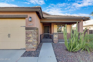 2215 E Hazeltine Way-4