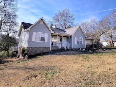 6015 Parsons Pond Dr, Ooltewah, TN 37363 - photo 2