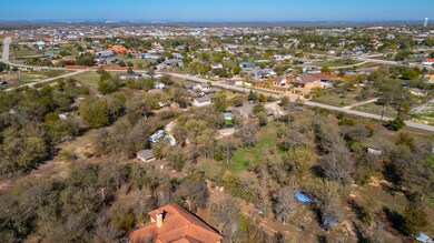 185 Monterrey Hills Dr, Del Valle, TX 78617 - photo 5