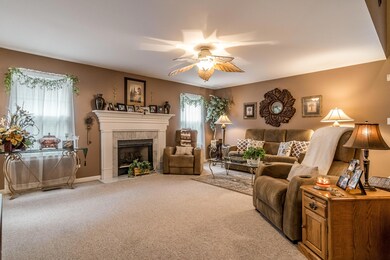 8213 Adams Run Rd, Louisville, KY 40228 - photo 3