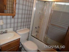 Nice updated full bath