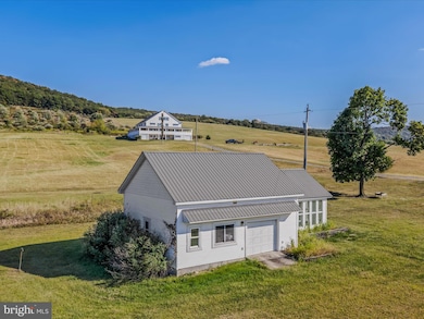 427 Avalanche Trail, Paw Paw, WV 25434 - photo 7