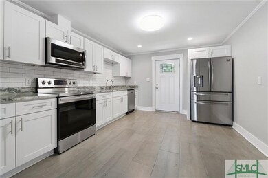 2806 2nd St, Savannah, GA 31404 - photo 3