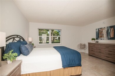 522 Broad Ave S unit 522, Naples, FL 34102 - photo 7