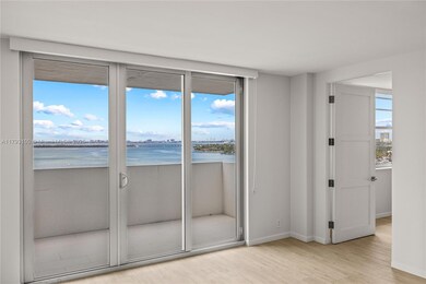 Island Terrace unit 15A, Miami Beach, FL 33139 - photo 2