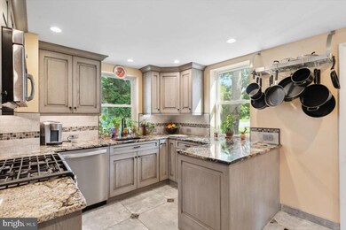 127 Linden Ave, Glenside, PA 19038 - photo 2