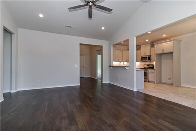 480 Captain Stockton St, Prairie Grove, AR 72753 - photo 3