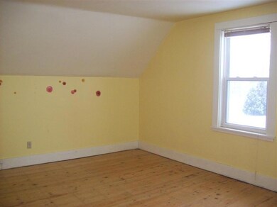 71 Maple St, Mechanic Falls, ME 04256 - photo 5