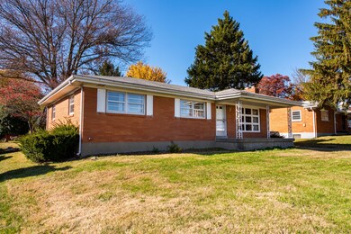 7902 Smyrna Pkwy, Louisville, KY 40228 - photo 3