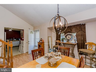 275 Montgomery Dr, Mantua, NJ 08051 - photo 3