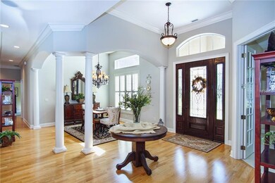 FOYER & FORMAL DINING ROOM