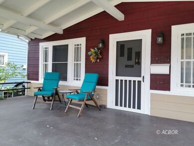 Gorgeous porch