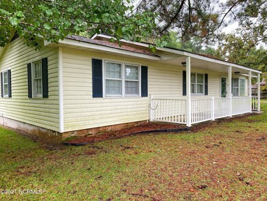 2113 N Parker Rd, Jacksonville, NC 28546 - photo 3