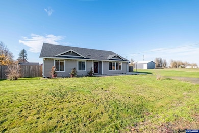 115 E 2nd St, Halsey, OR 97348 - photo 3