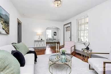 2226 Wilmore Dr, Charlotte, NC 28203 - photo 5