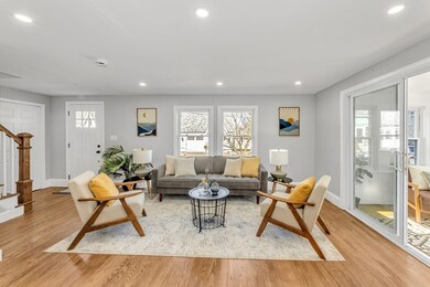 26 Burard St, West Roxbury, MA 02132 - photo 4