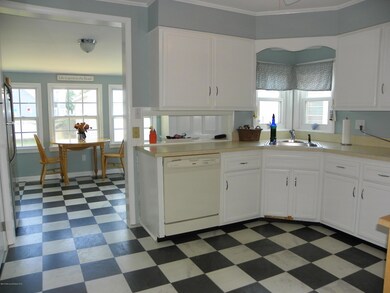 321 Ludlow Ave, Spring Lake, NJ 07762 - photo 3