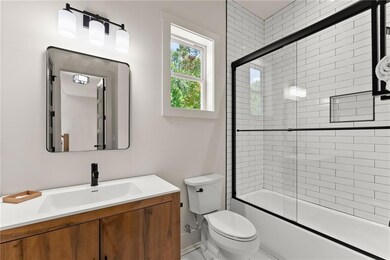Main Floor Full Bathroom
