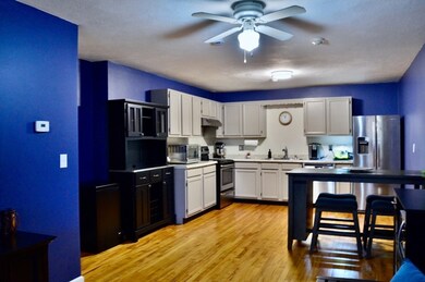 Parkview unit 32, North Providence, RI 02904 - photo 4